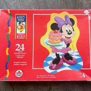 Vintage Minnie Mouse Puzzle - 24 Piece